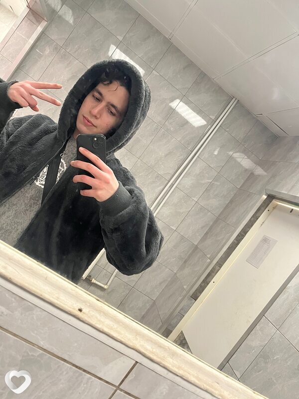 Oualid, 20, Санкт-Петербурге — анкета №4362693
