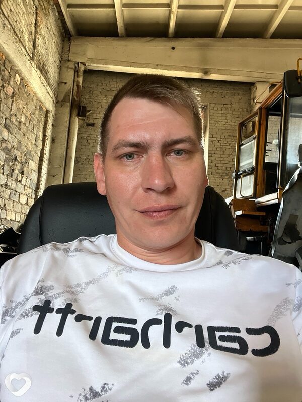 Антон, 26, Сургуте — анкета №4363457