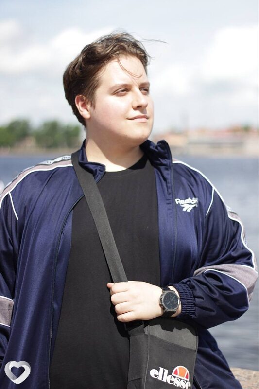 Андрей, 21, Донецке — анкета №4363472