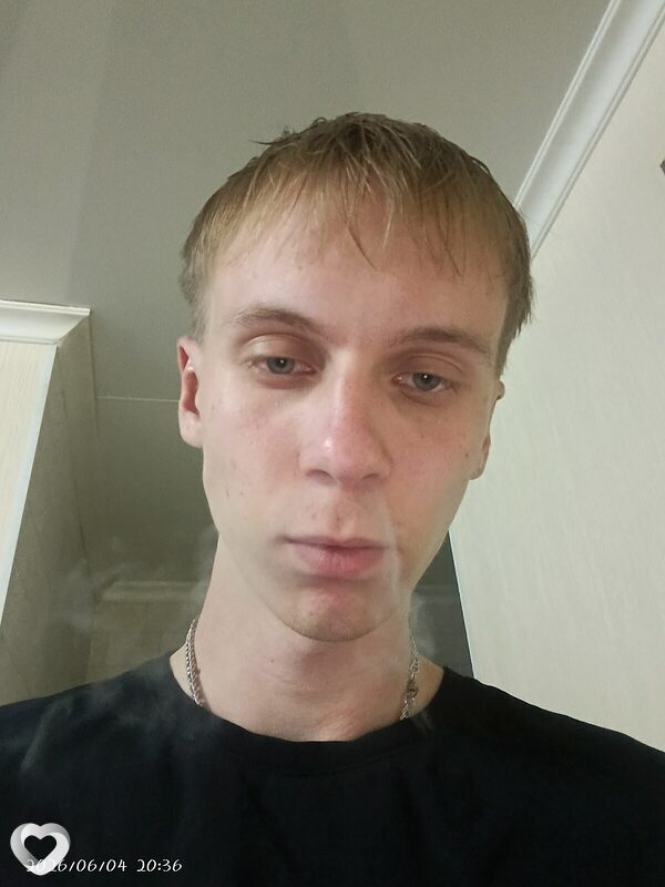 Руслан, 18, Барнауле — анкета №4365057