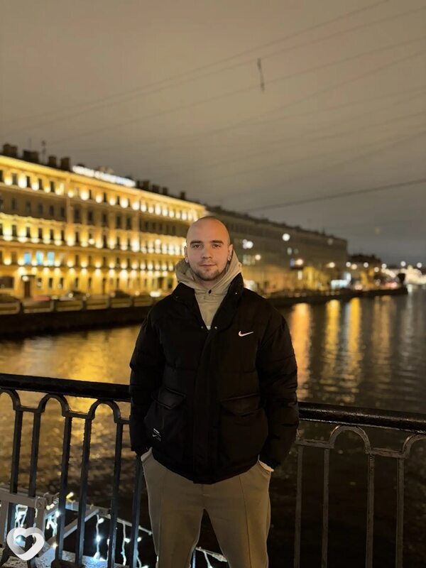 Виктор, 22, Калининграде — анкета №4365047