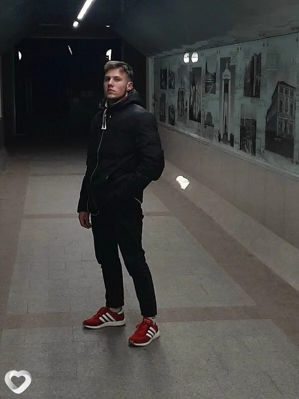 Антон, 25, Москве — анкета №4366133