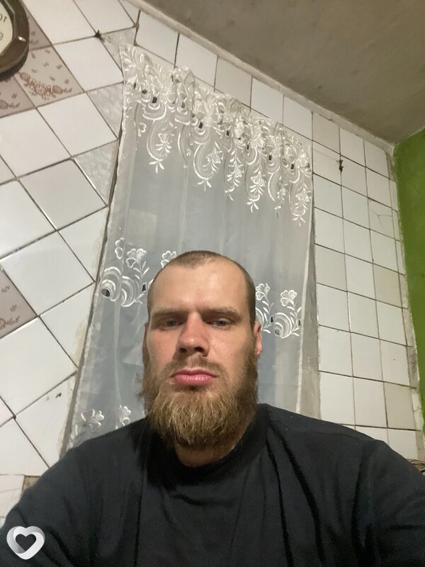 Максим, Святогорск