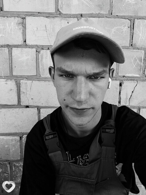 Александр, 20, Миллерове — анкета №4367798