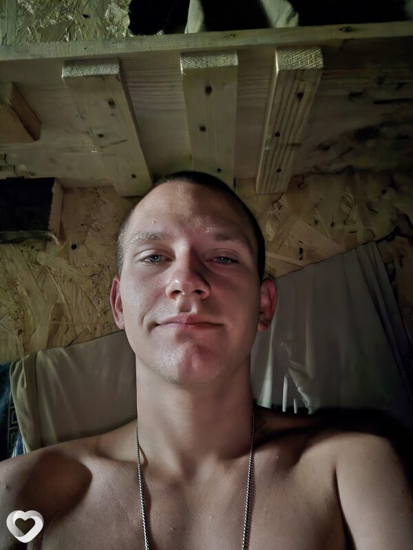 Константин, 19, Донецке — анкета №4368409