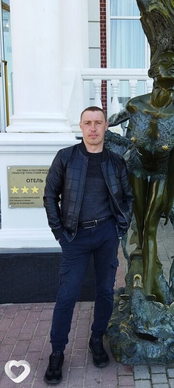 Виктор, 36, Сосновом Боре — анкета №4368836