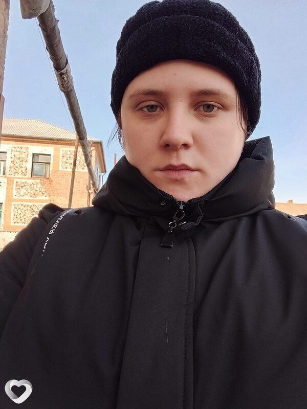 Алина, 23, Донецке — анкета №4369775