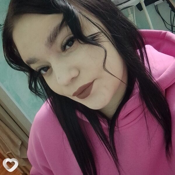 Карина, 18, Кемерове — анкета №4370280