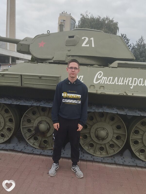 Александр, 23, Пензе — анкета №4371913
