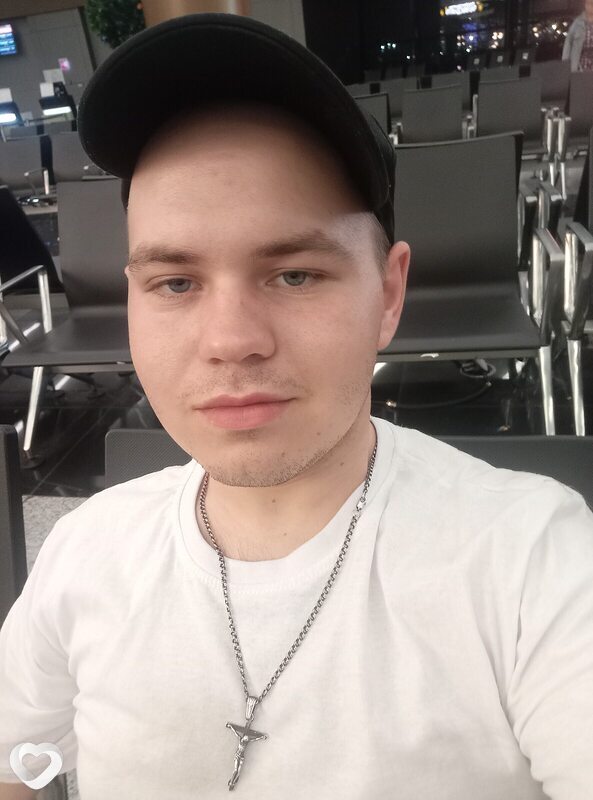 Колян, 21, Геленджике — анкета №4372033