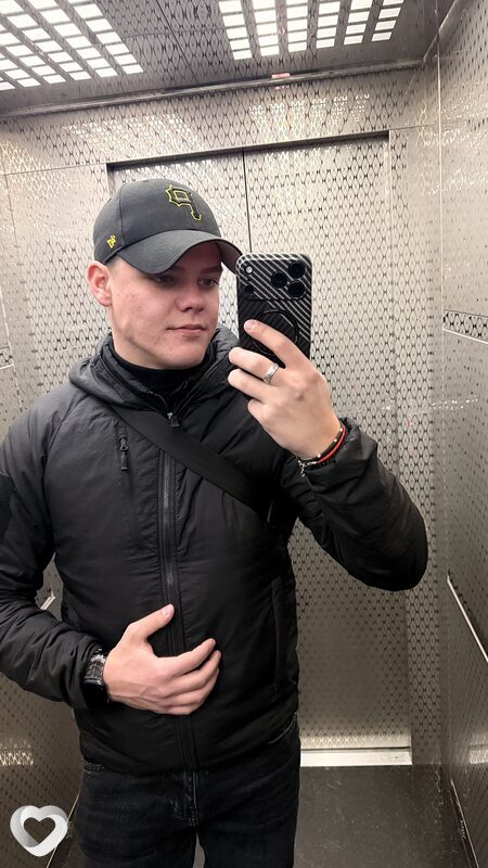 Дима, 22, Днепр — анкета №4372331