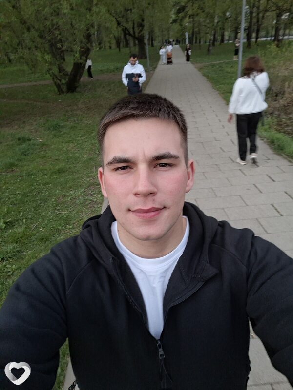 Дмитрий, 21, Уфе — анкета №4373393