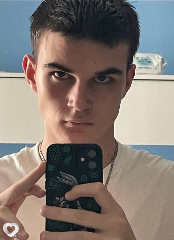 Kirill, 18, Москве — анкета №4373399