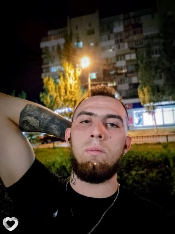 Макс, Славяносербск
