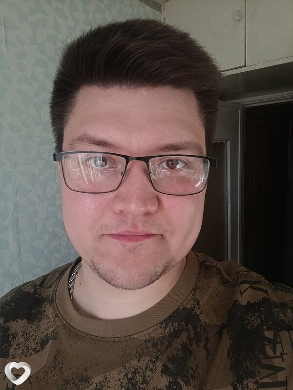 Максим, 26, Кирове — анкета №4374515