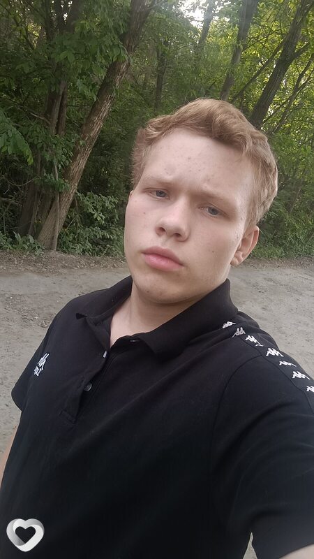 Денис, 18, Хабаровске — анкета №4375367