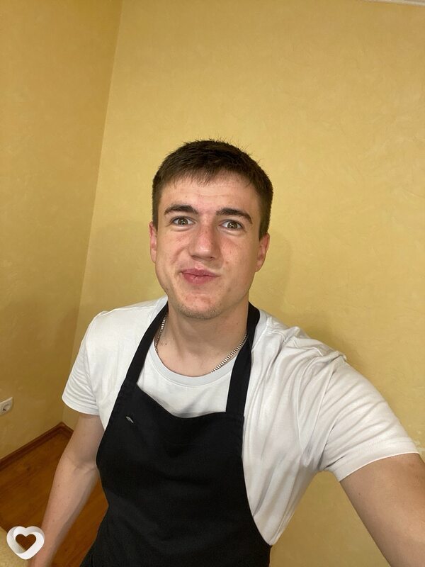 Romchik, 19, Кишинёв — анкета №4375106