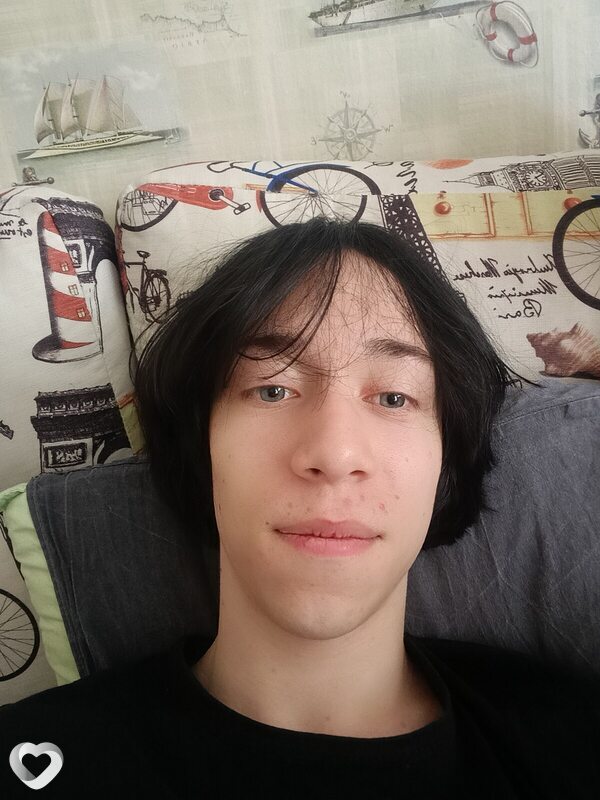 Андрей, 21, Кирове — анкета №4375429