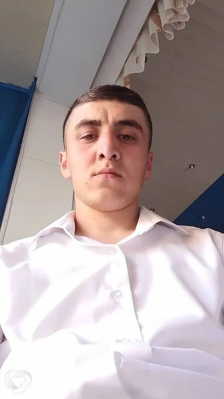 Миша, 22, Санкт-Петербурге — анкета №4375449