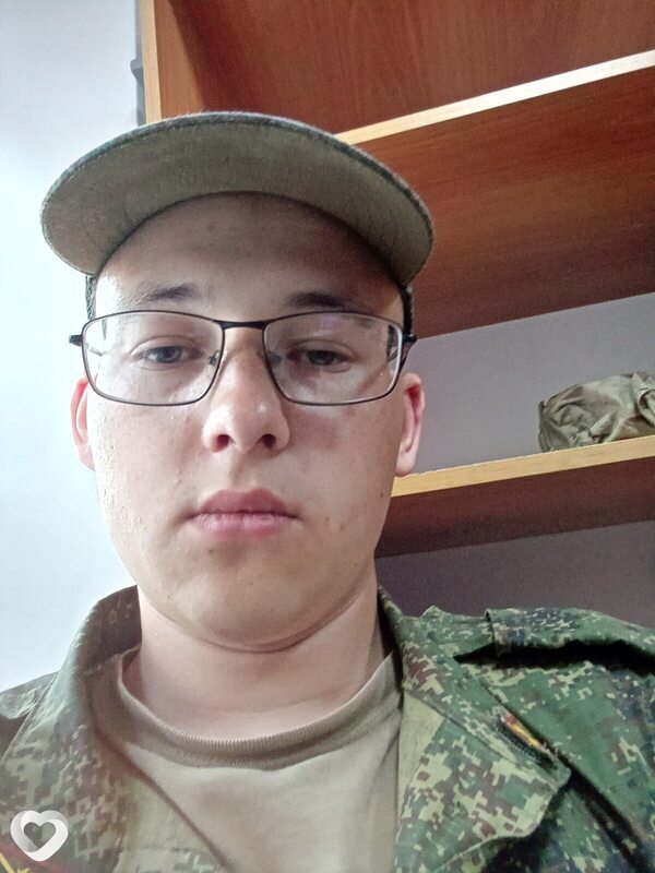 Артëм, 18, Юрге — анкета №4375835