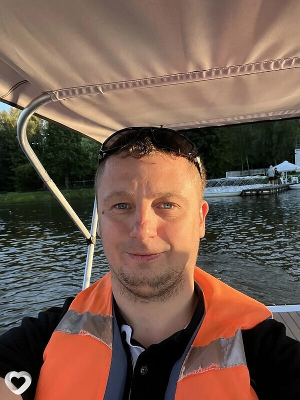 Ivan, Новобурейский