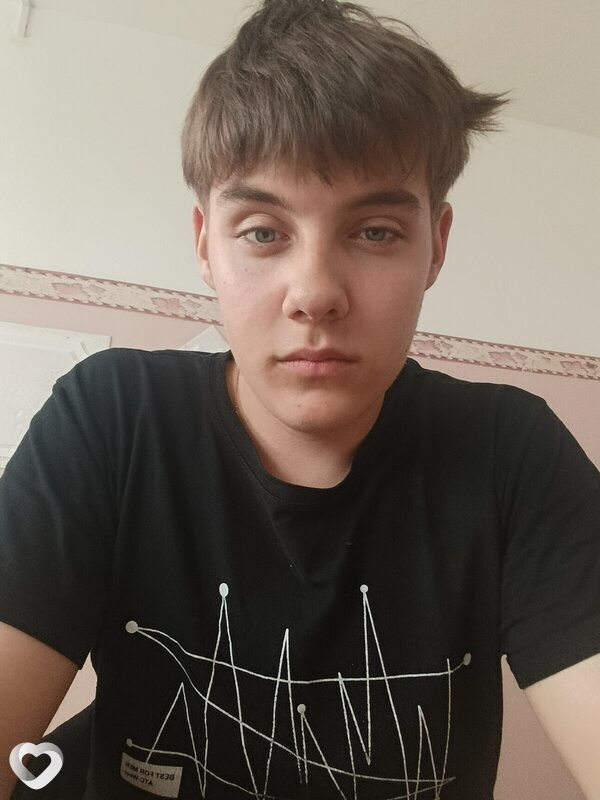 Максим, 18, Нижнем Тагиле — анкета №4376282