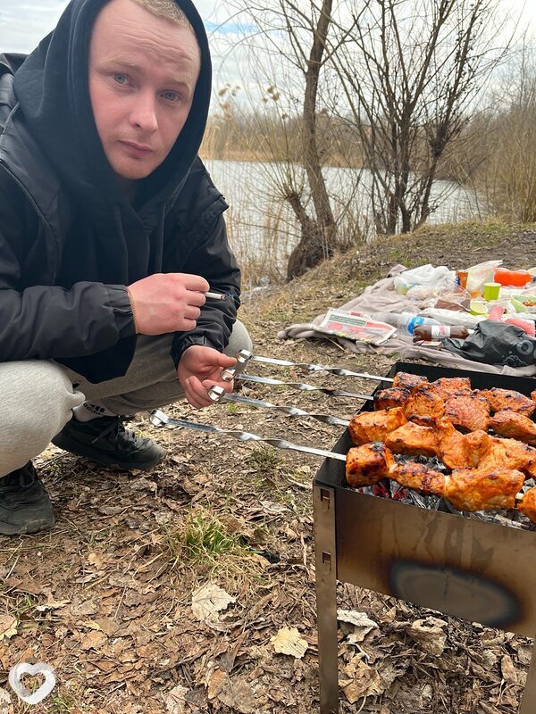 Максим, Краснозаводск
