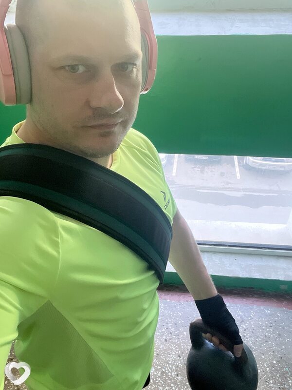 Ден, 30, Владивостоке — анкета №4377148