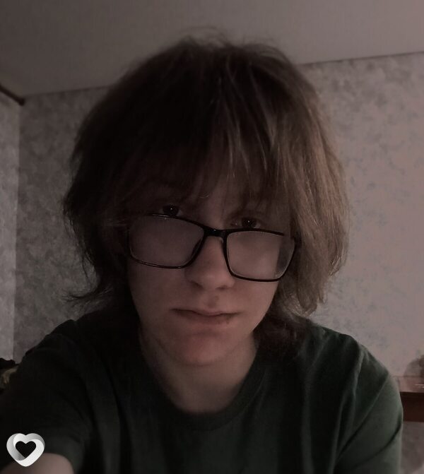 Кирилл, 18, Луганске — анкета №4376787