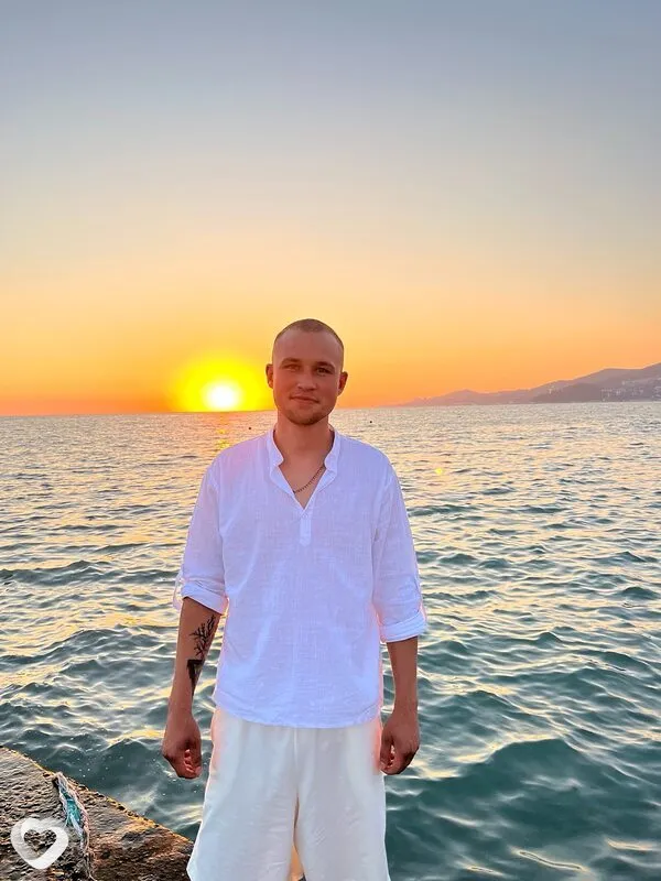 Юрий, 23, Барнауле — анкета №4377082