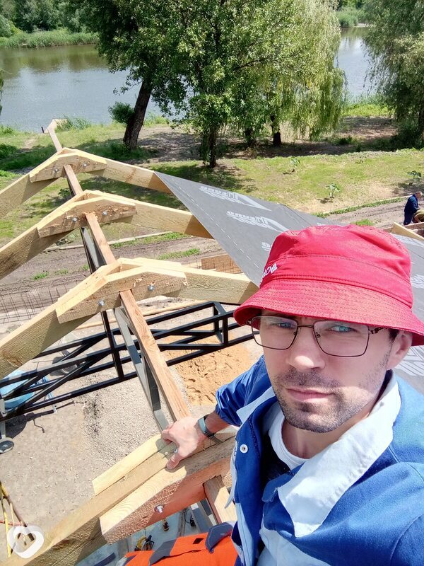 Віталій, Першотравенск