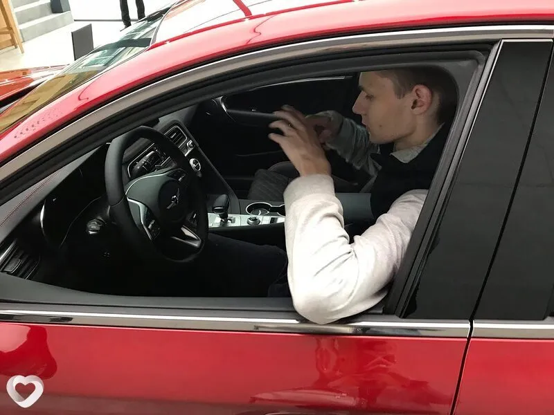Илья, 27, Москве — анкета №4378152