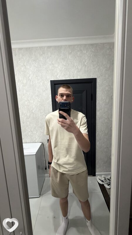 Юра, 20, Санкт-Петербурге — анкета №4378524