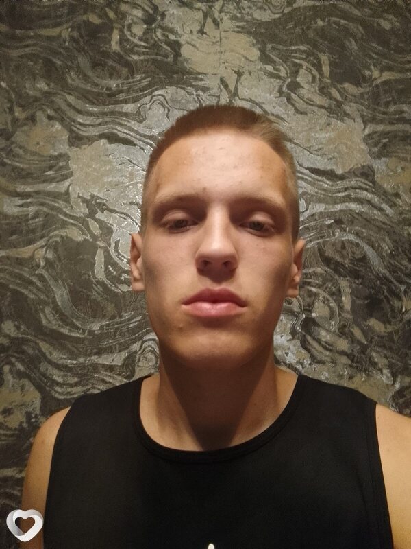 Сергей, 18, Новосибирске — анкета №4378428