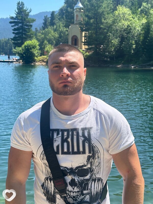 Артем, 29, Усолье-Сибирское — анкета №4379496
