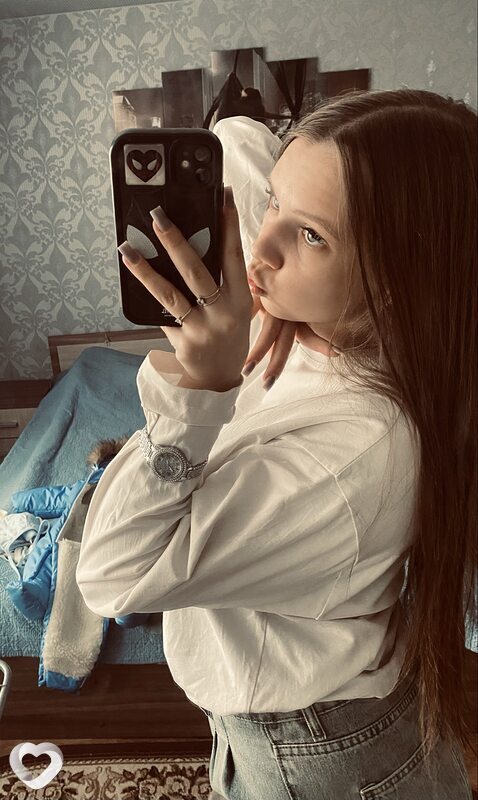 Полина, 18, Копейске — анкета №4380448