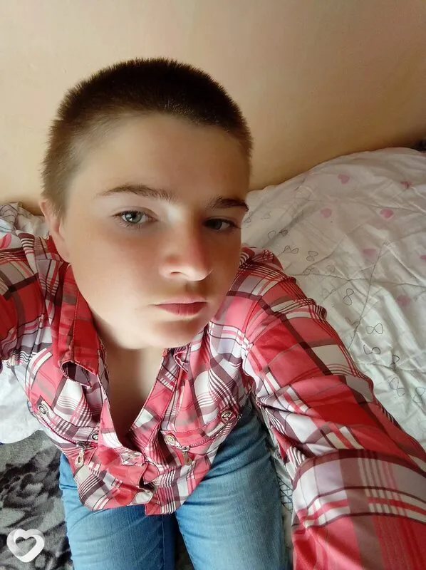 Иришка, 26, Алейске — анкета №4381207