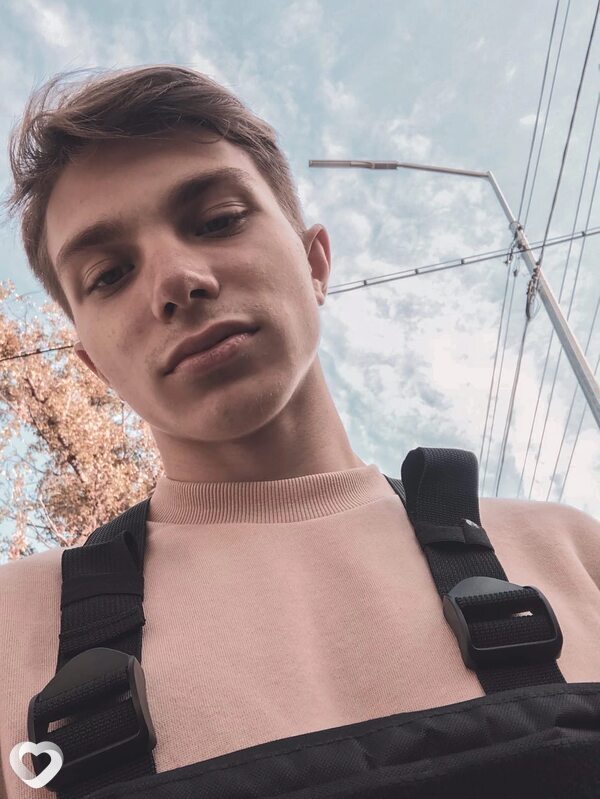 Олег, 18, Уфе — анкета №4380645