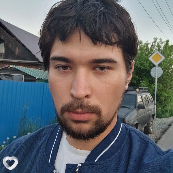 Илья, 24, Горно-Алтайске — анкета №4380739