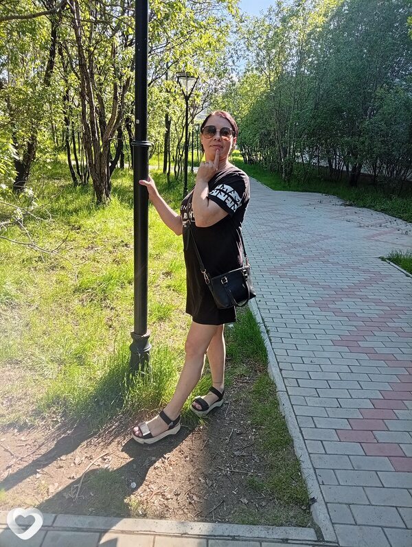 Юлия, Никель