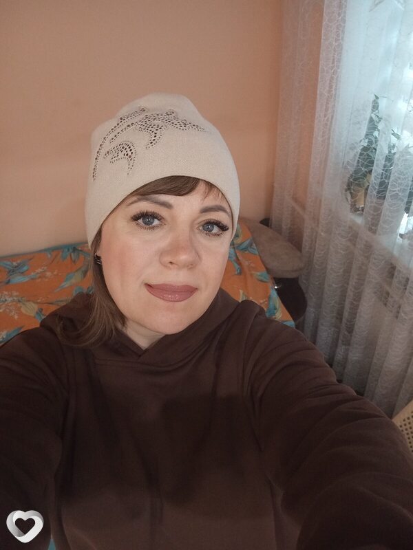 Иришка, 43, Ангарске — анкета №4382259