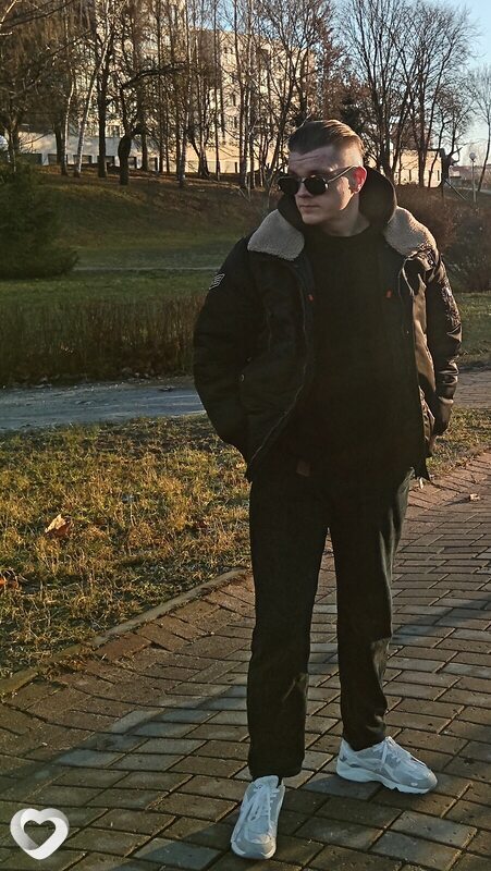 Артём, 29, Бобруйске — анкета №4382508