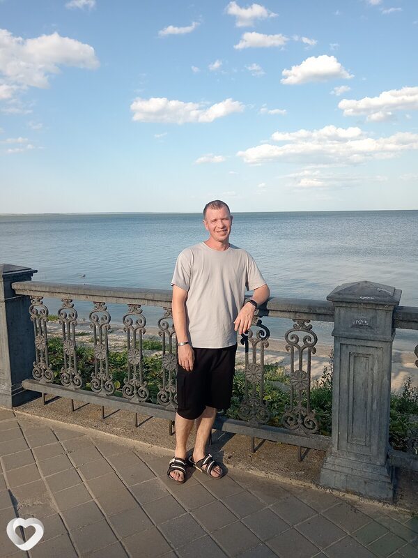 Александр, 38, Новомосковске — анкета №4383879