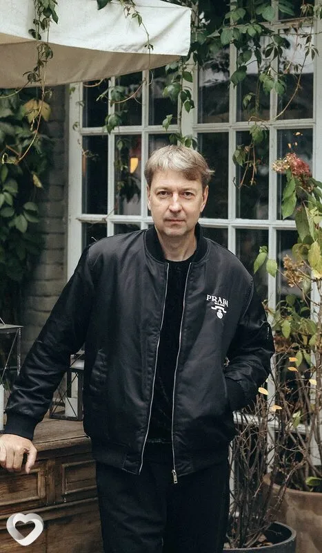 Олег, 49, Москве — анкета №4383327