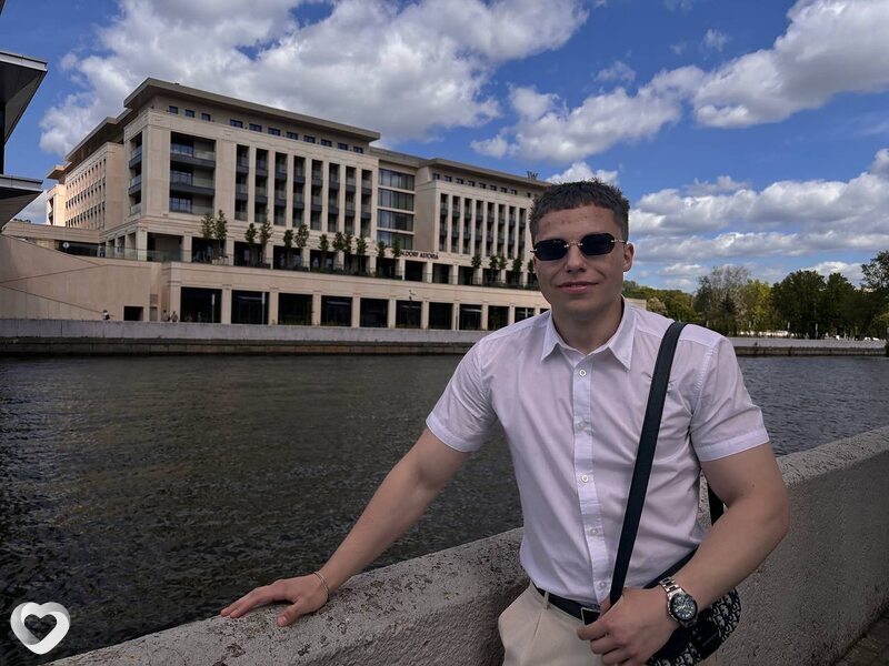 Максим, 20, Минске — анкета №4384457