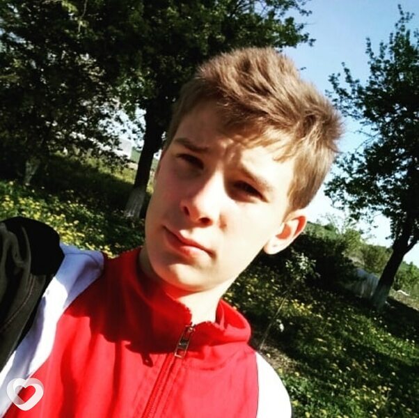 Виктор, 26, Глубоком — анкета №4384689