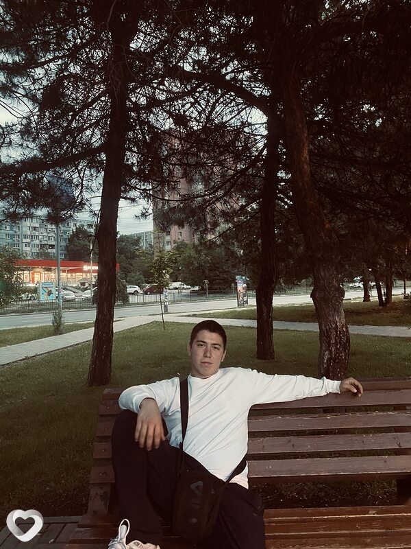 Владимир, 20, Ростове-на-Дону — анкета №4385605