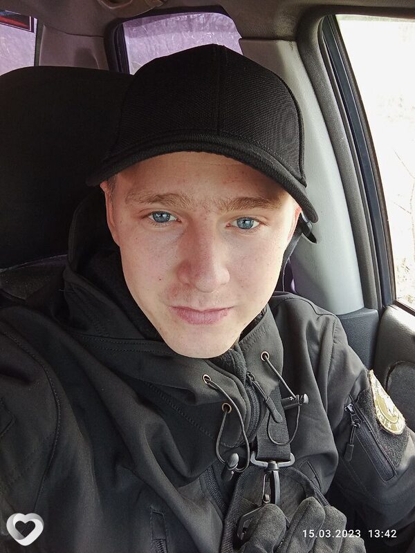 Михаил, 22, Макеевке — анкета №4385132