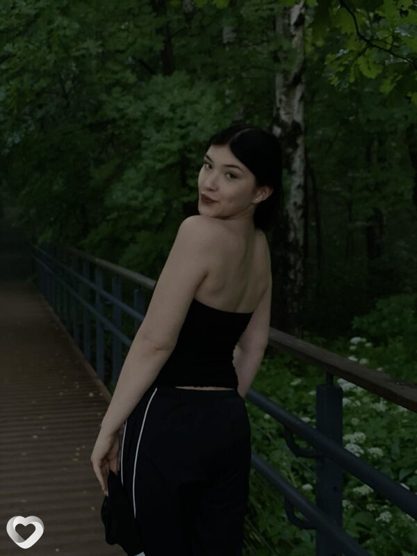 Карина, 21, Москве — анкета №4385385