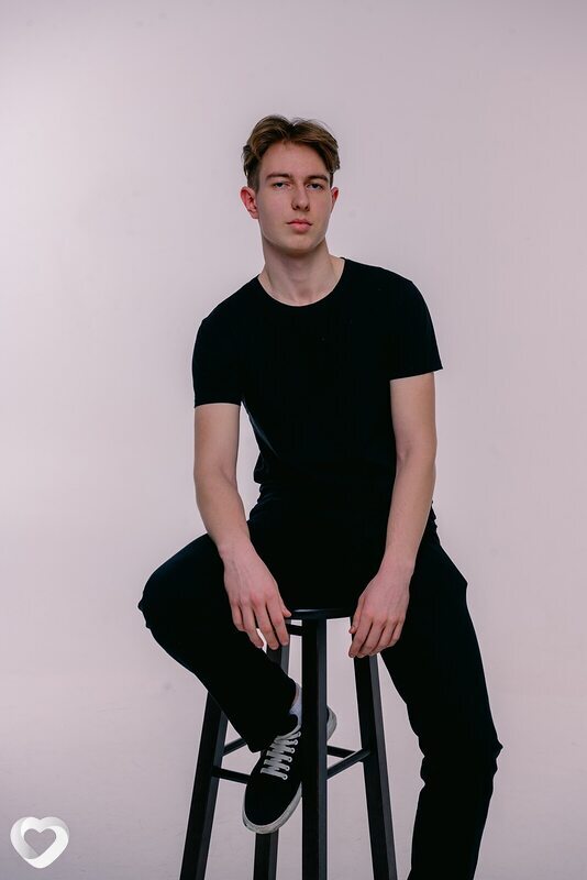 Игорь, 21, Санкт-Петербурге — анкета №4385107